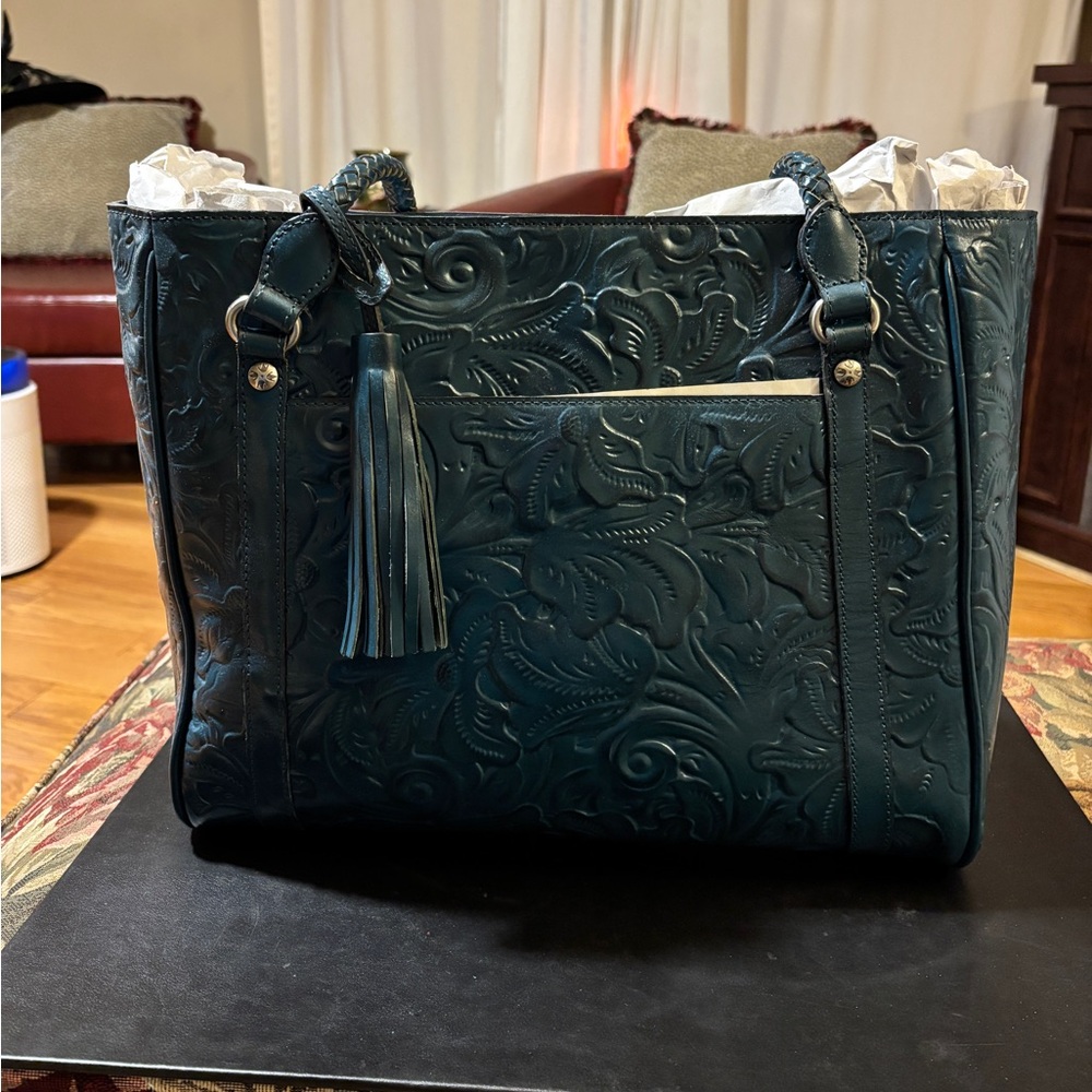 Patricia Nash Teal Blue Coral Cameley Embossed Tote